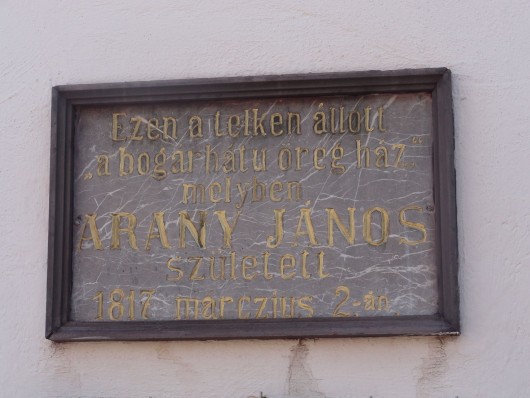 Arany János szülőházának emlékmása Nagyszalontán (a képre kattintva galéria nyílik)