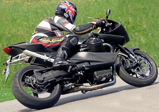 Alan Cathcart a Motorcycle Sport & Leisure szeptemberi számában már tesztet is jelentetett meg az Albáról, amely nagyon pozitív benyomásokat tett rá a menetpróba során