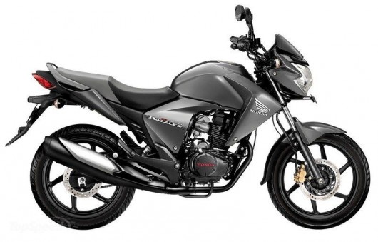 Formavilágában a Honda CB Unicorn Dazzler messze túlmutat az Indiában eddig jellemző motorokon (a képre kattintva galéria nyílik)