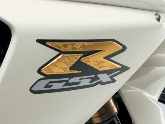 Suzuki GSX-1000R 25th Anniversary Edition (galéria nyílik)