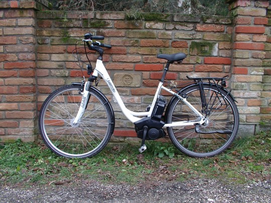 A Gepida pedelec egy normál kerékpár, csupán hordoz a hátán némi nagyon hasznos kiegészítőt (a képre kattintva galéria nyílik)