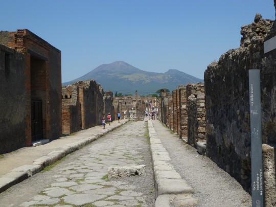 Pompei utcáin tényleg megérint a történelem