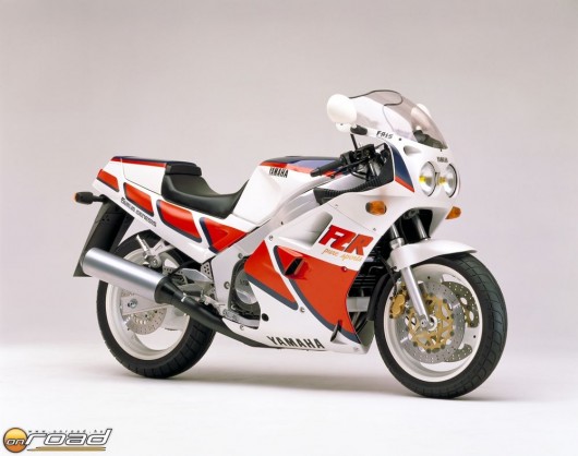 Sokáig a Yamaha FZR1000 EXUP volt a leggyorsabb széria gép (a képre kattintva galéria nyílik)