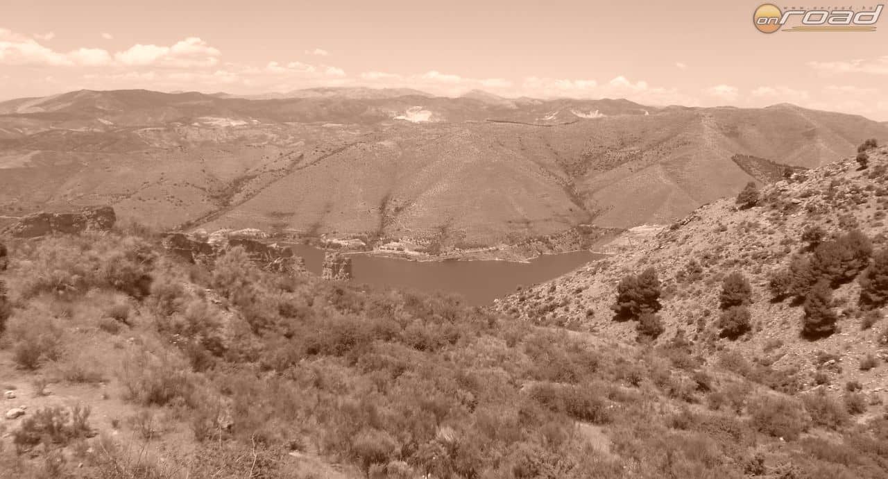 Látkép-Sierra-Nevada-felől
