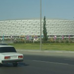 Útvonalbiztosítás Baku túra Onroad 20150609_Múlt és jövő_Lada és Sportcsarnok
