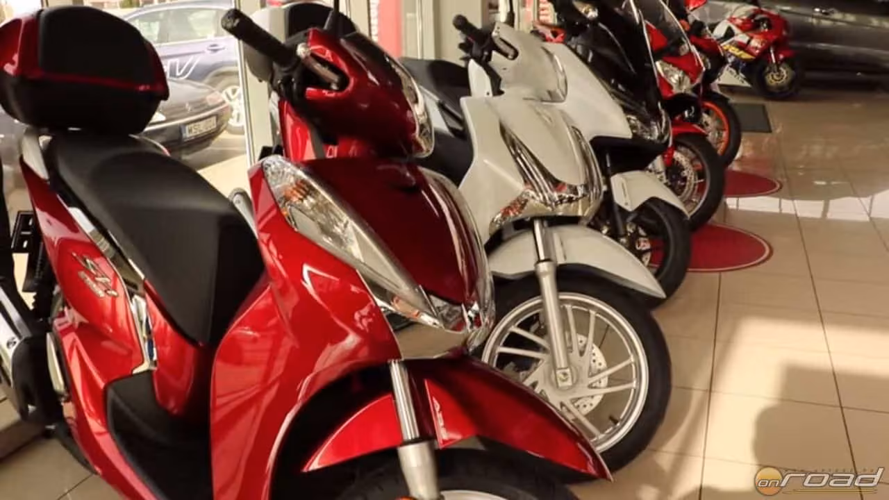 Robogók széles palettájából válogathatunk a Honda Szallerbeck szalonjában