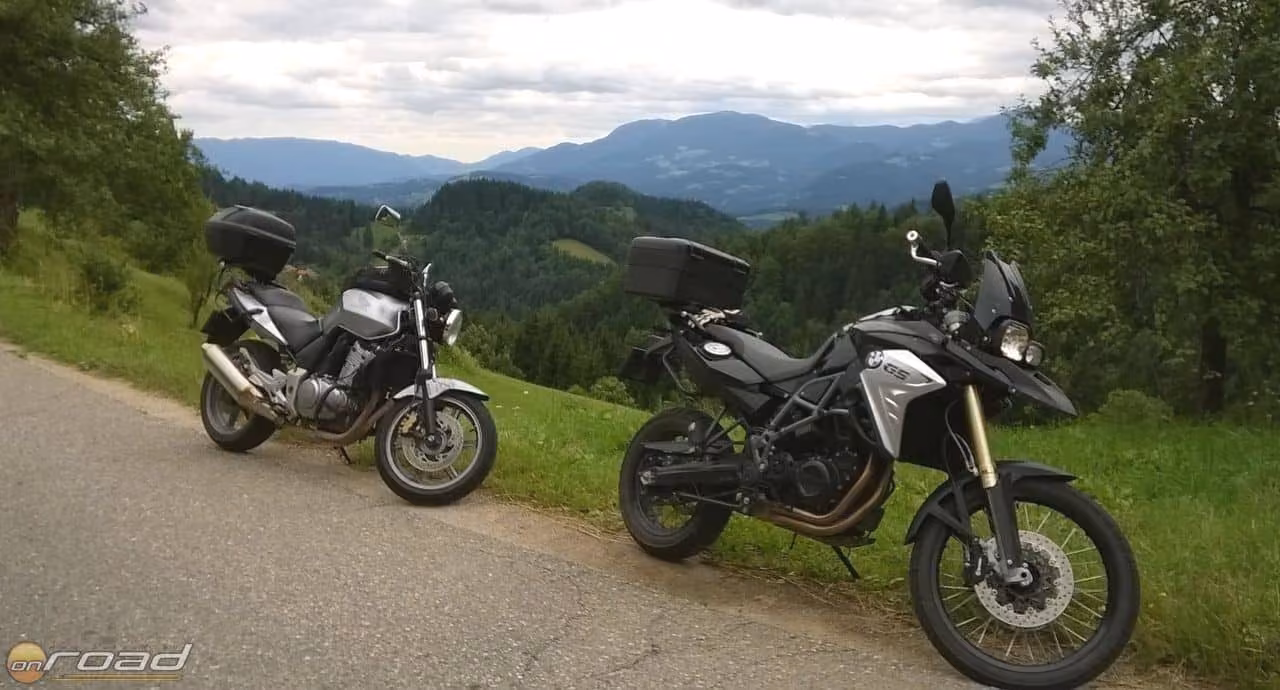 Szinte folyamatosan ilyen panoráma mellett motoroztunk