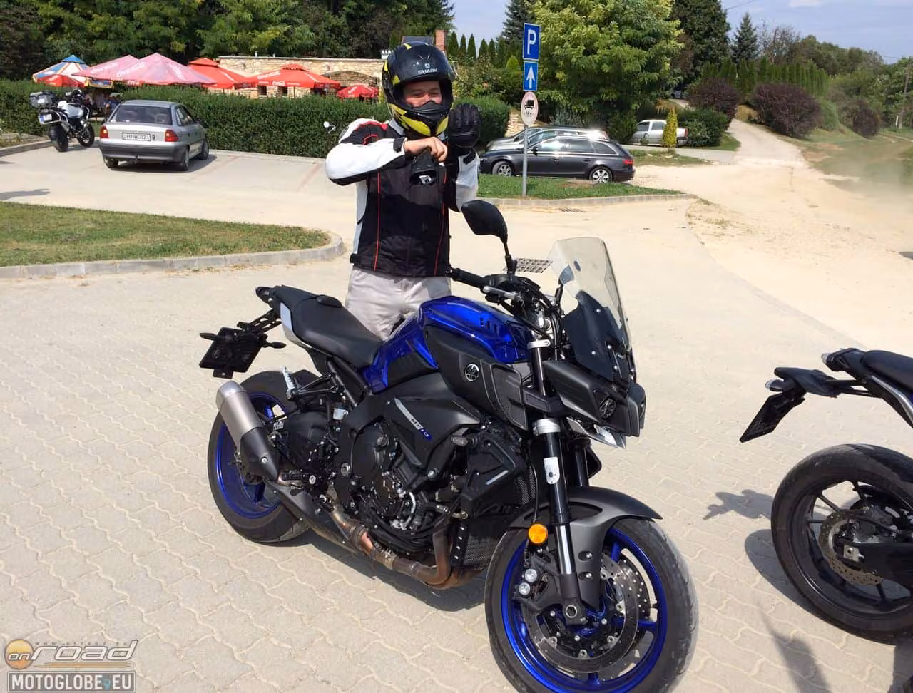 Tesztmotorozás