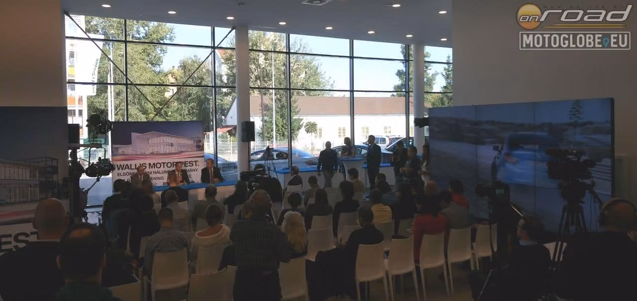 Ma a sajtótájékoztatóé volt a főszerep. A héten költözik a technika a Váci útról, hétfőtől (szeptember 26) pedig már csak az új helyen vár a BMW Wallis Pest
