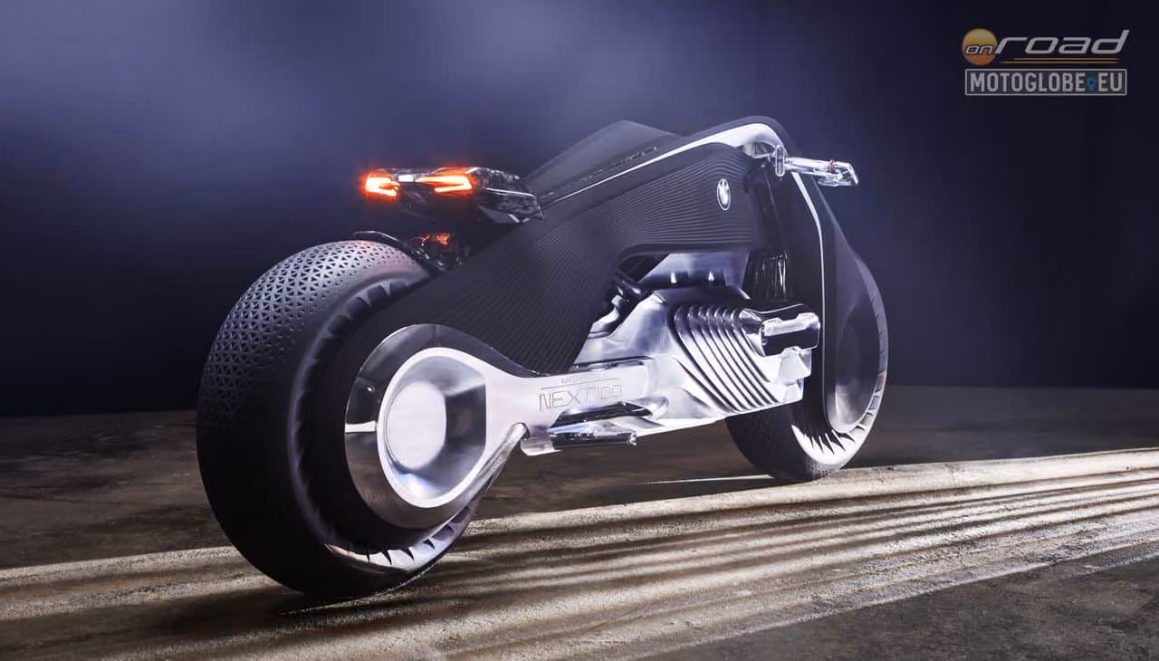 Lapos, hosszú - és soha nem borul fel. Elektromos meghajtása pedig egy boxermotort formáz