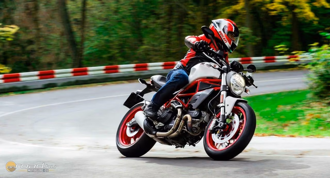 Nem alkuszik a Ducati Monster 797