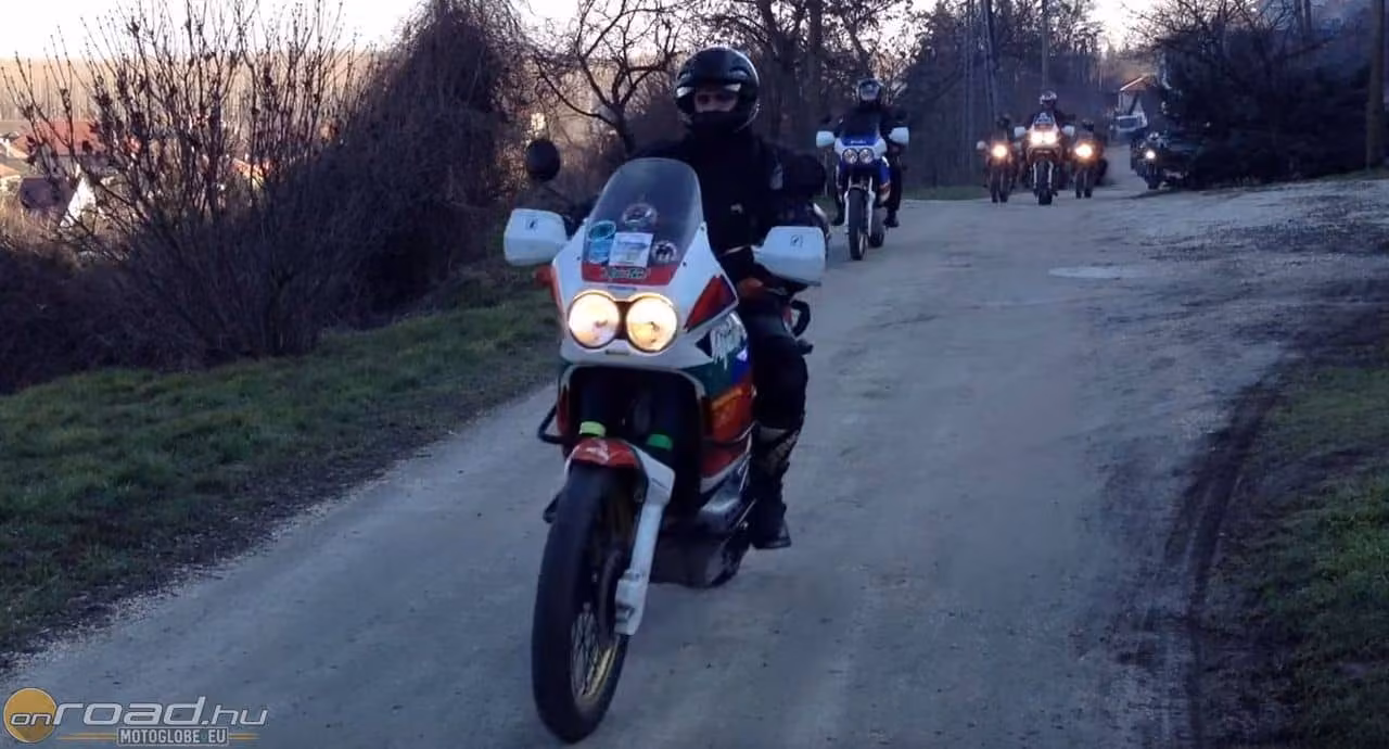 Az Africa Twin hazai rajongói összetartanak és sokszor együtt is túráznak