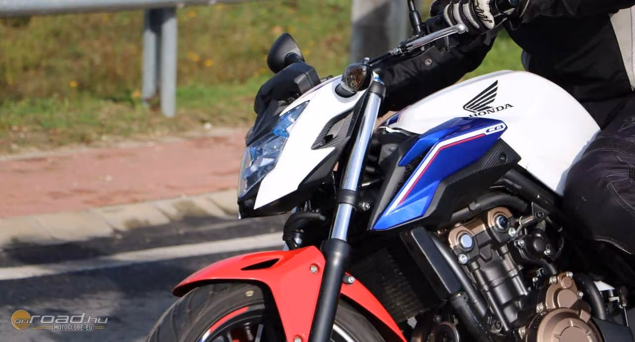 Csajmotor? Felejtsd el! Honda CB500F 2016 teszt