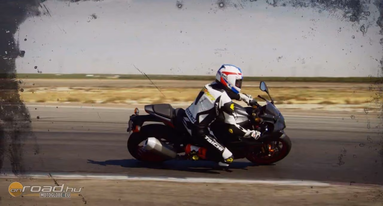 Kevin Schwantz nagyon dicséri a gixer elektronikai csomagját - pedig valószínűleg nélkülük is remekül boldogulna