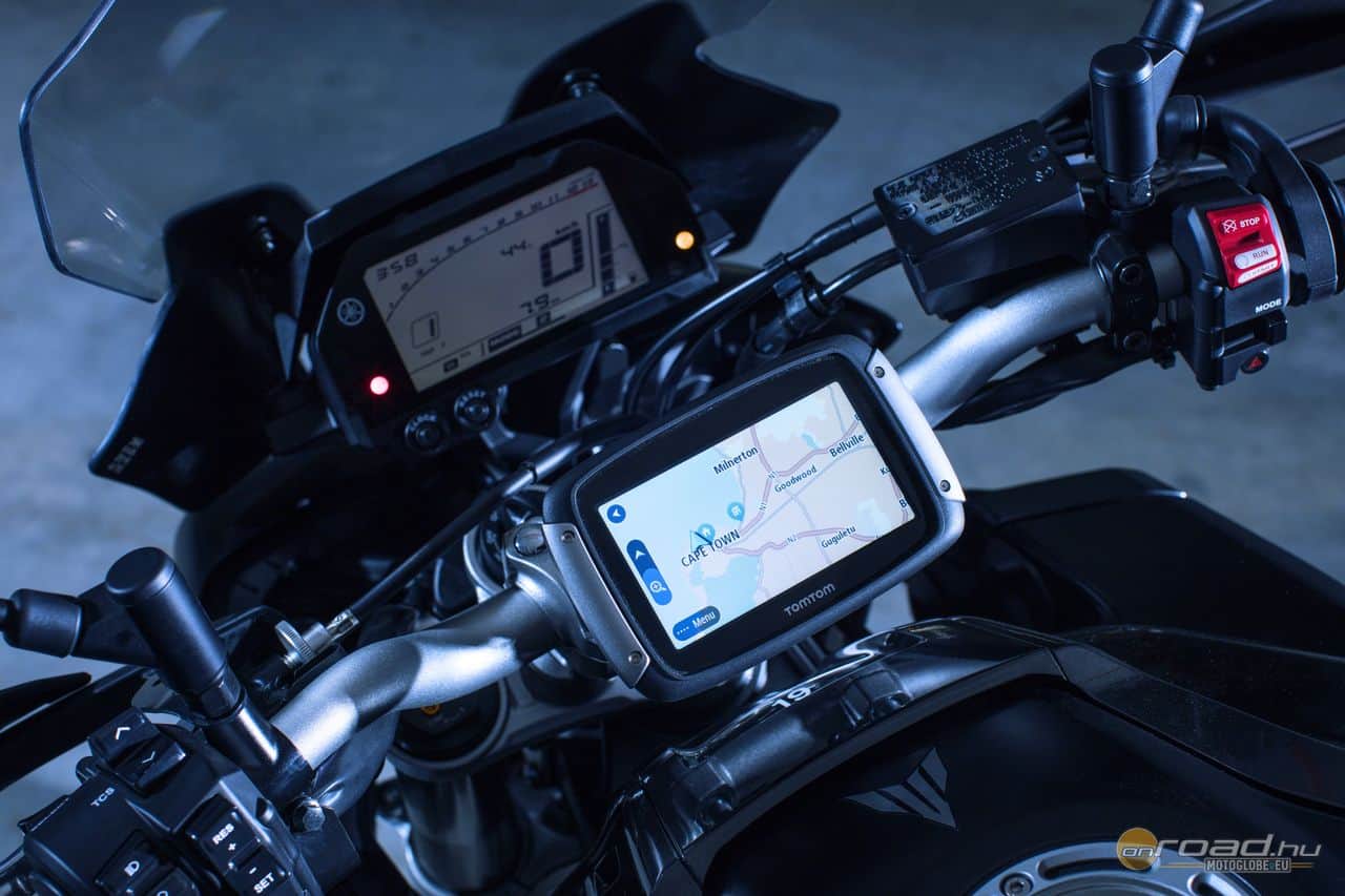 A GPS-előkészítés adott, a TomTom Rider 410 diszkontáron kapható hozzá