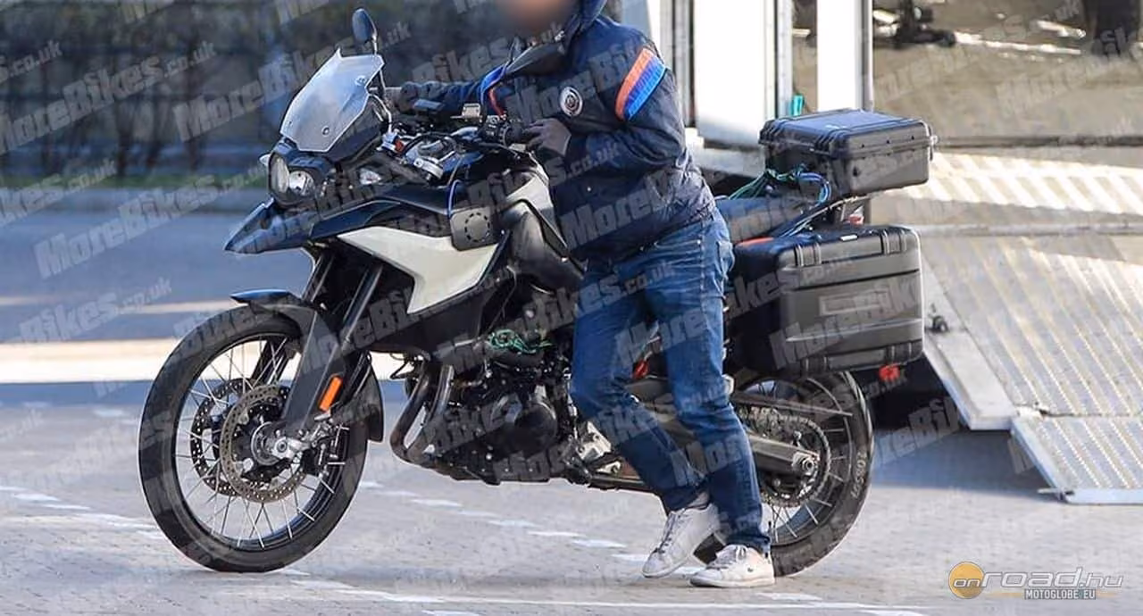 Kémfotókon a BMW F850GS, amely talán még idén megjelenik Kémfotókon a BMW F850GS, amely talán még idén megjelenik