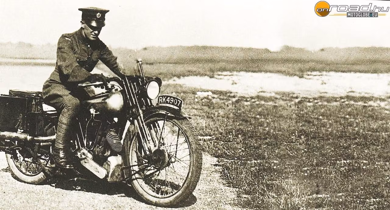 Arábiai Lawrence, a motoros kalandor Arábiai Lawrence, a motoros kalandor