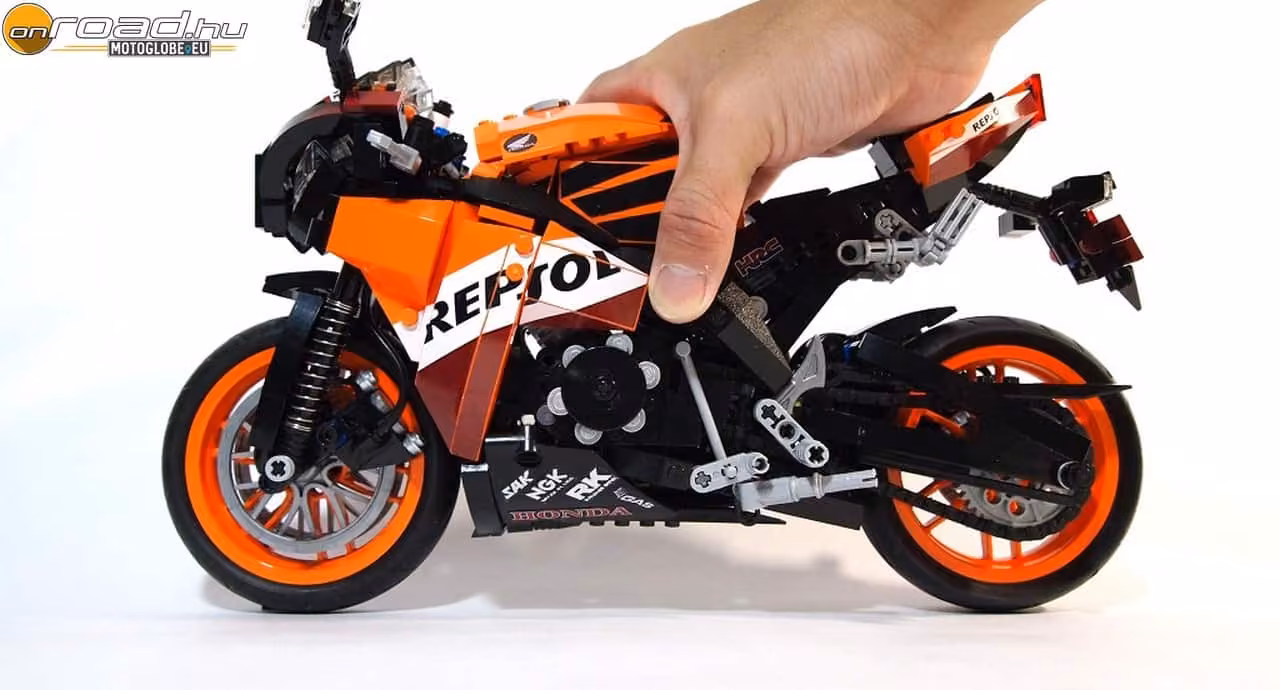 LEGO motor igazi ínyenceknek: Honda CBR1000RR Repsol