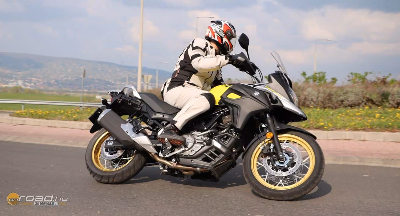 Motoros újságíró gyakornokokat keres az Onroad.hu Motoros újságíró gyakornokokat keres az Onroad.hu
