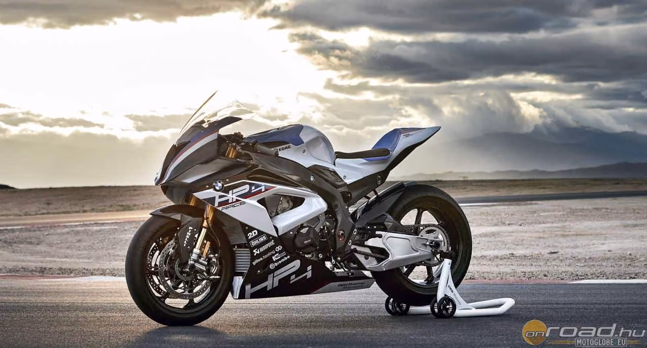 A BMW S1000RR HP4 RACE blokkja 5’000 kilométer után mehet a levesbe