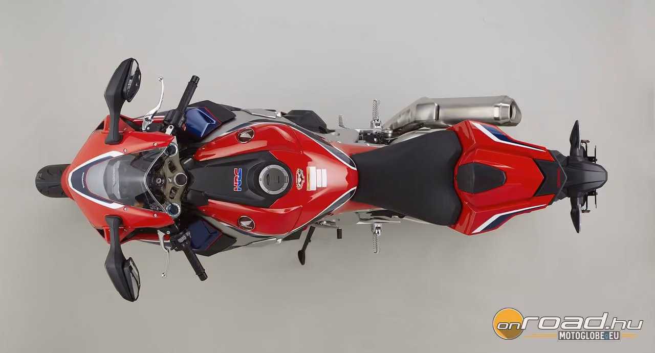 Visszahívás: vizesedhet a Fireblade-ekben a benzin Visszahívás: vizesedhet a Fireblade-ekben a benzin