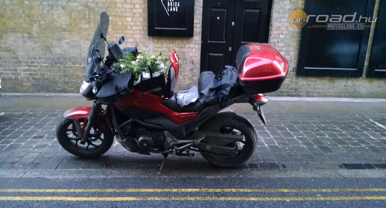 Interjú: egy magyar motoros futár a londoni dzsungelben [UPDATE]