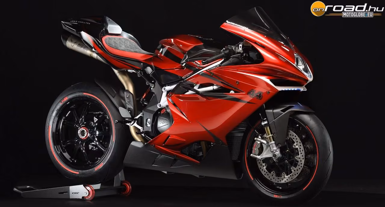 Új négyhengeres utcai MV Agusta jön! Új négyhengeres utcai MV Agusta jön!