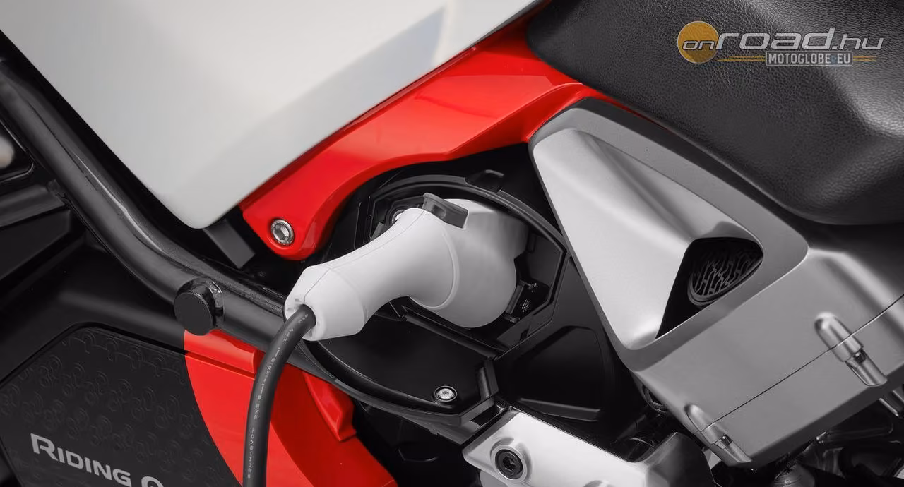 Feltámad a Cagiva és új utakat keresnek vele