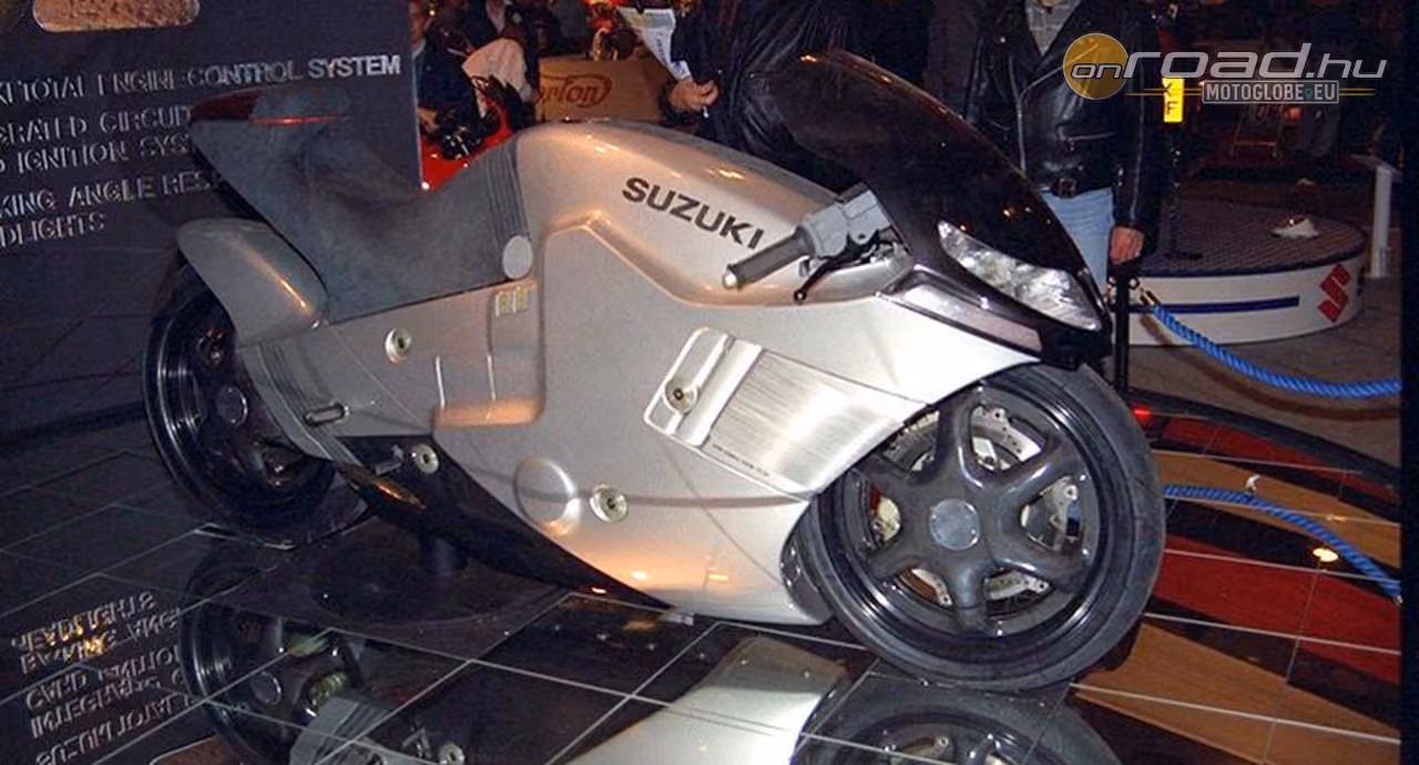Sci-fi motor a múltból: Suzuki Nuda koncepció Sci-fi motor a múltból: Suzuki Nuda koncepció