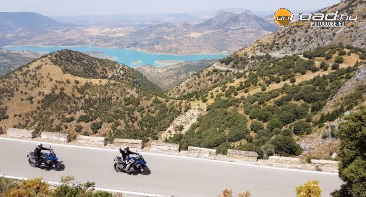 Segédlet: hogyan tervezz motoros túrát Segédlet: hogyan tervezz motoros túrát
