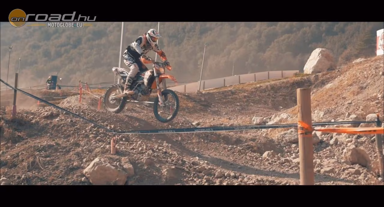 Ismét egy brutálisan jó videót kaptunk az Enduro Seven csapatától