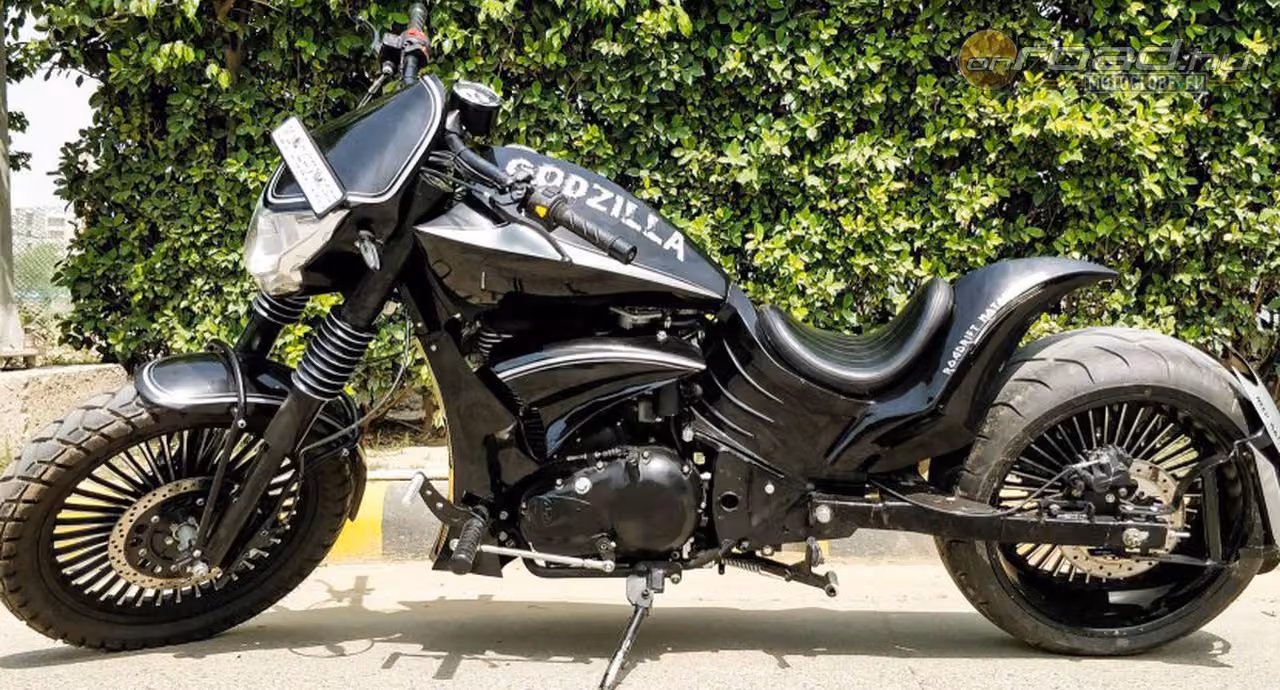 Godzilla: Rettenetes Royal Enfield Delhiből