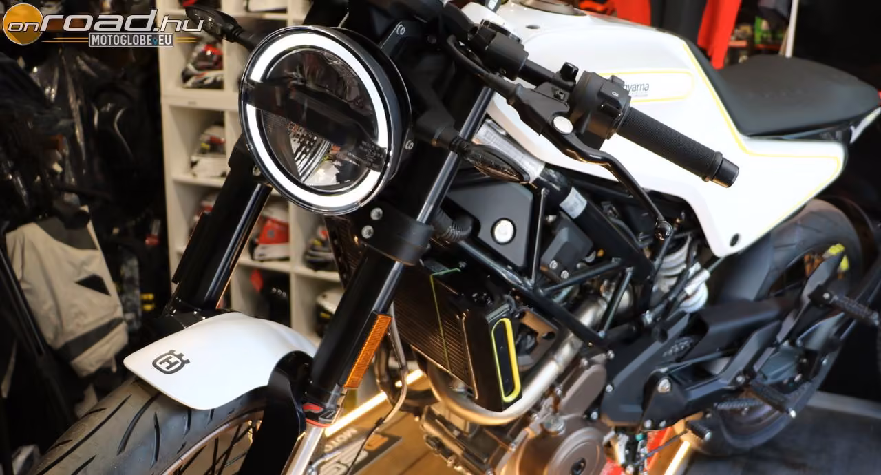 Budapesten a Husqvarna Vitpilen 401 Budapesten a Husqvarna Vitpilen 401