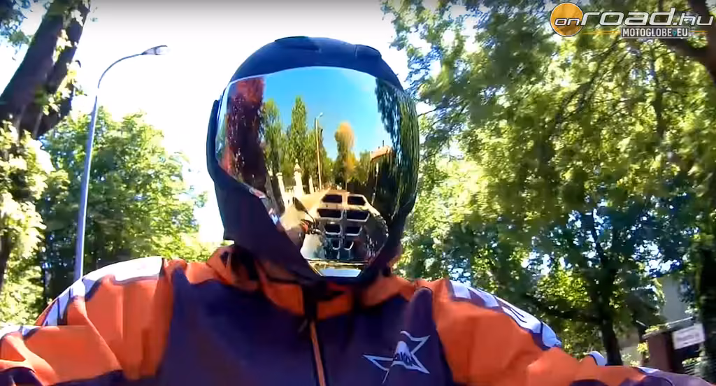 Legyél te is motoros ikon: Icon Airflite bukósisak teszt