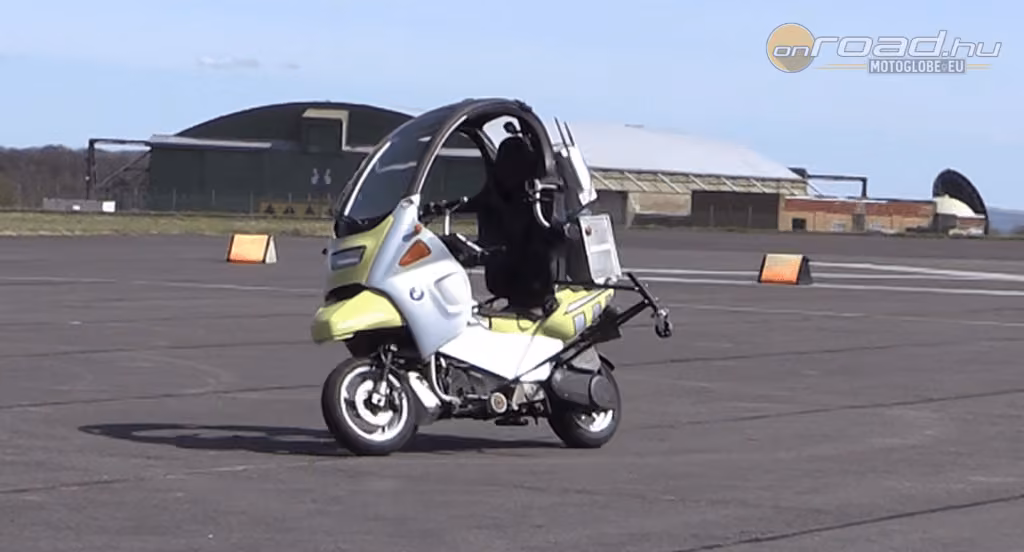 Ez itt bizony egy önvezető BMW C1 fejlesztés Ez itt bizony egy önvezető BMW C1 fejlesztés