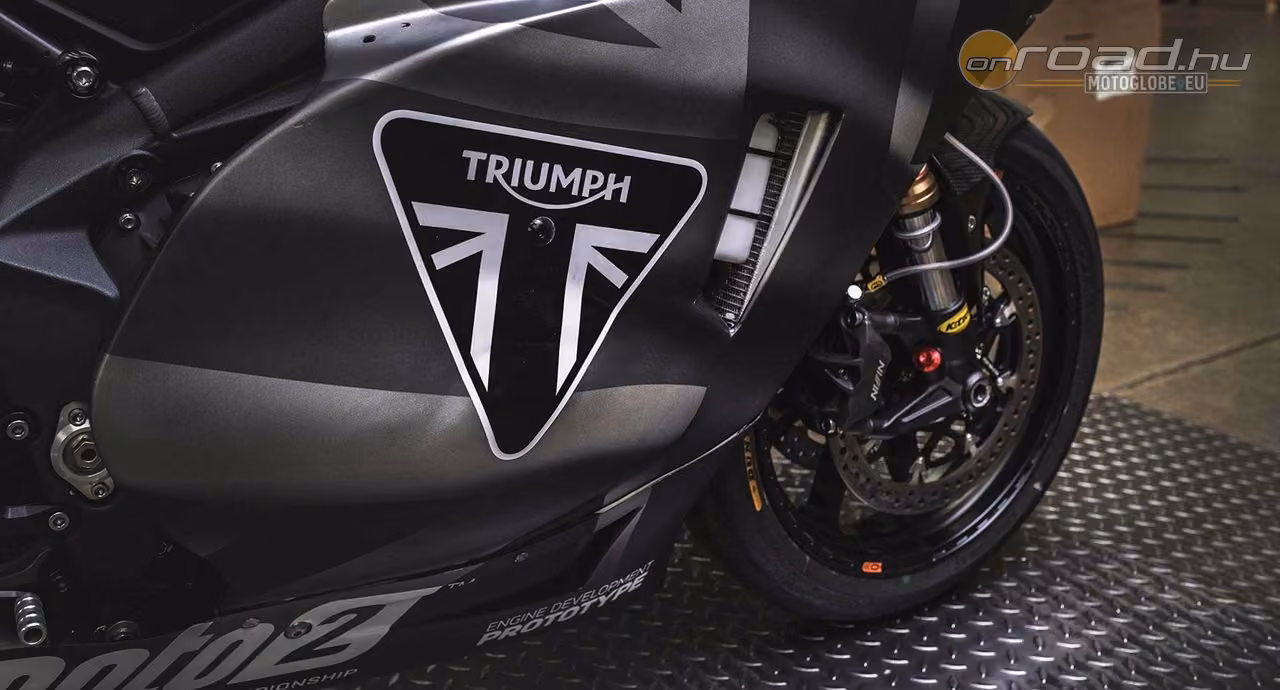 Gyönyörű lett a Triumph Moto2-es versenygépe