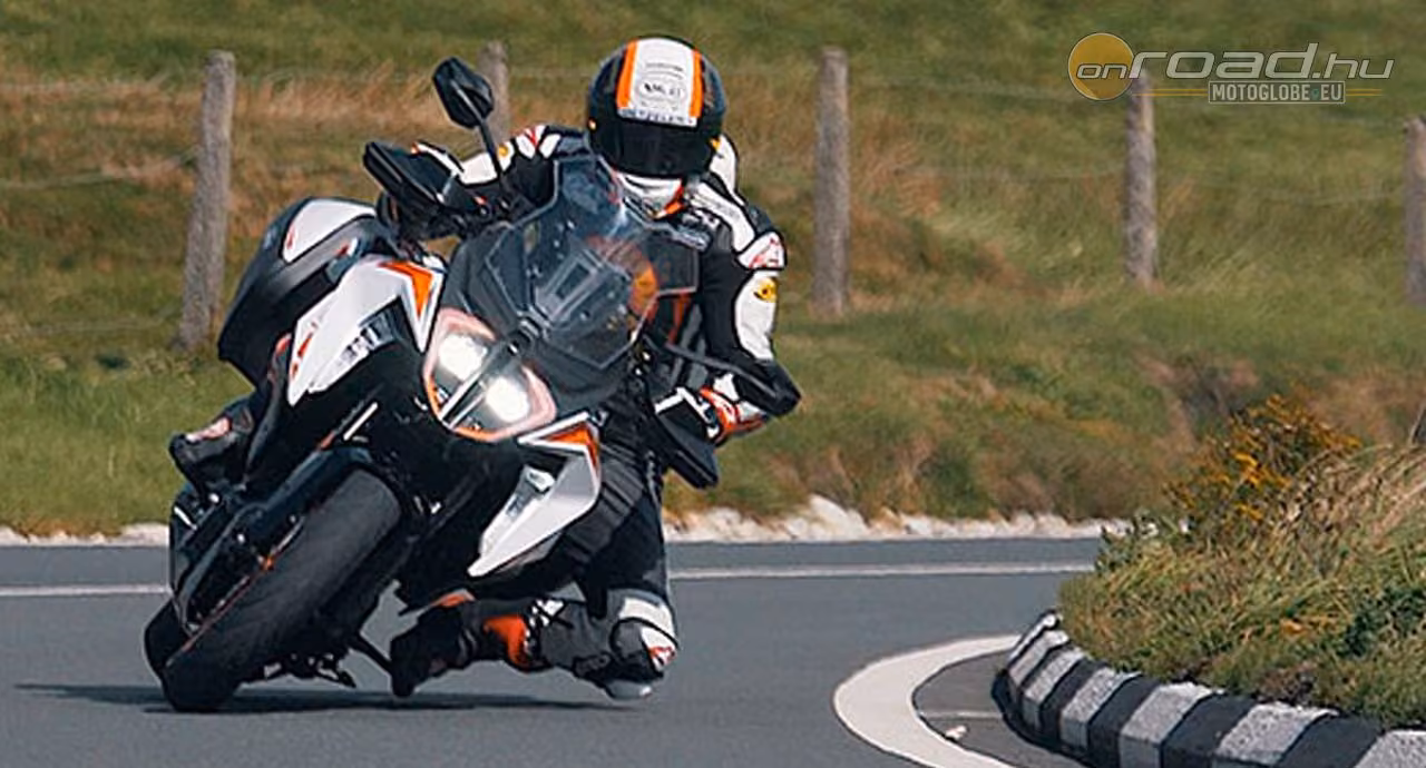 Kivitte a KTM az új 1290 Super Duke GT-t a Man-szigetre Kivitte a KTM az új 1290 Super Duke GT-t a Man-szigetre