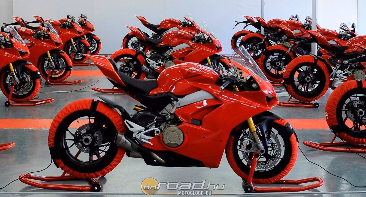 A Ducati világszerte tarolt a szupersport motorok piacán A Ducati világszerte tarolt a szupersport motorok piacán