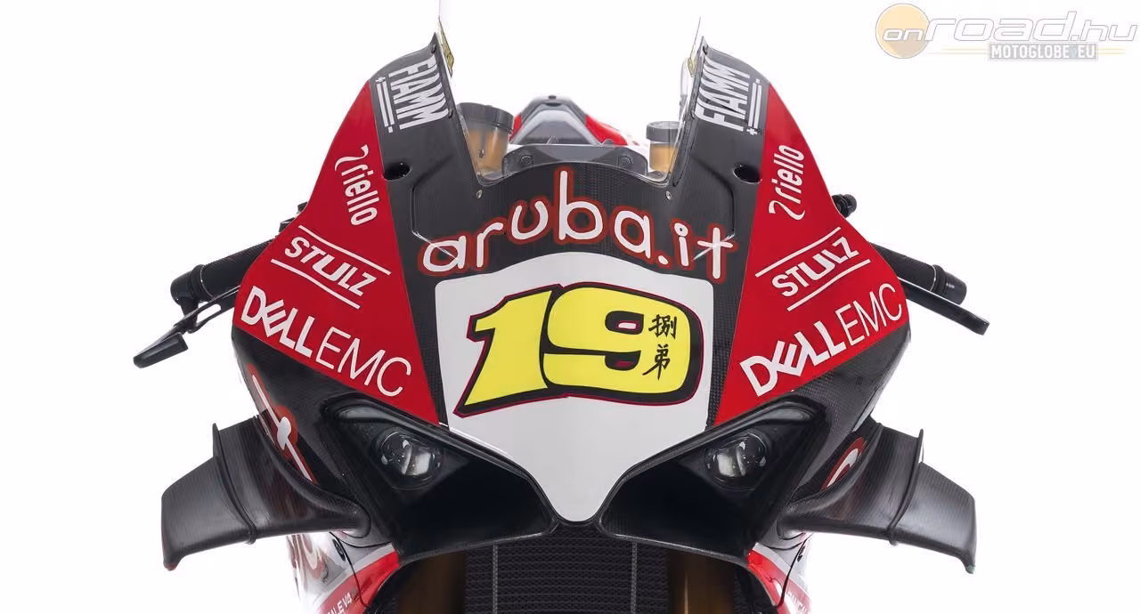 Nyálcsorgatós képgalérián a Panigale V4 WSBK versenygépe Nyálcsorgatós képgalérián a Panigale V4 WSBK versenygépe