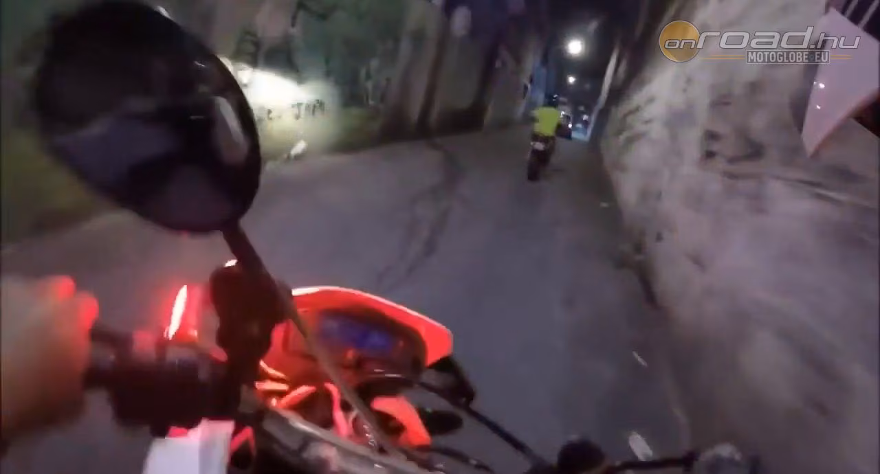 Így néz ki egy rendes motoros üldözés a rendőr szemszögéből Így néz ki egy rendes motoros üldözés a rendőr szemszögéből