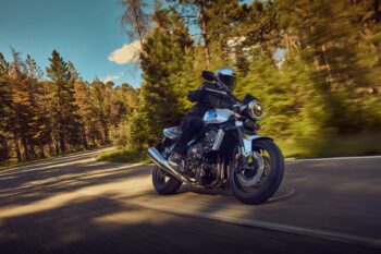 Megérkezett a 2026-os Honda CB1000F: A 80-as évek legendája modern szívvel