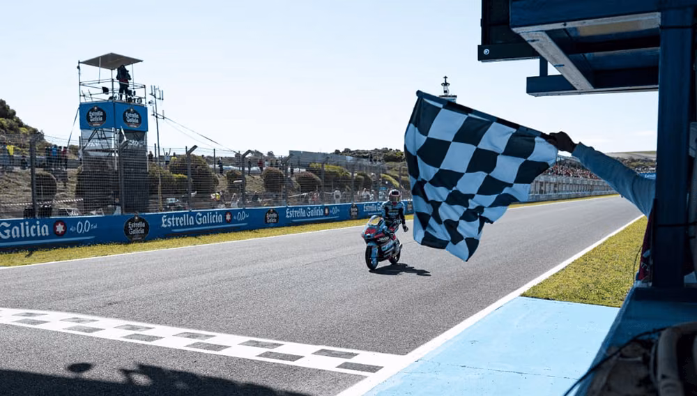 A CFMOTO Aspar Team megszerezte szezonbeli második Moto3 győzelmét A CFMOTO Aspar Team megszerezte szezonbeli második Moto3 győzelmét