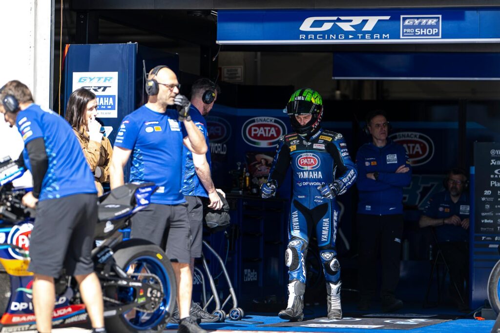 Balaton Park WorldSBK szombat: Yamaha-dominancia, dráma és kemény csaták