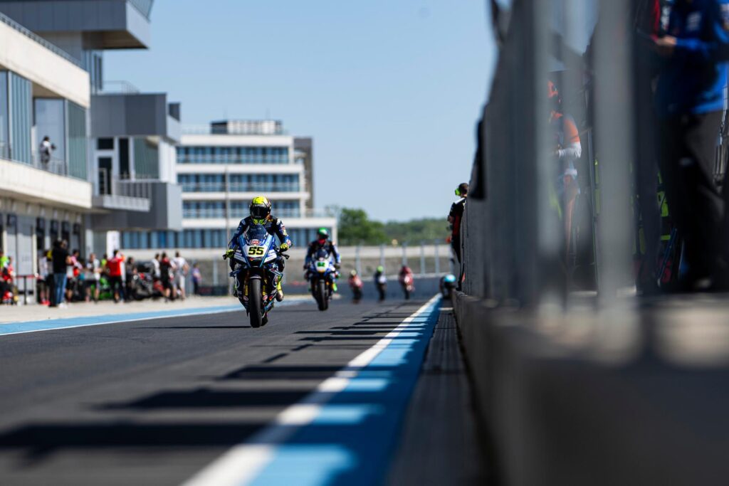 Balaton Park WorldSBK szombat: Yamaha-dominancia, dráma és kemény csaták