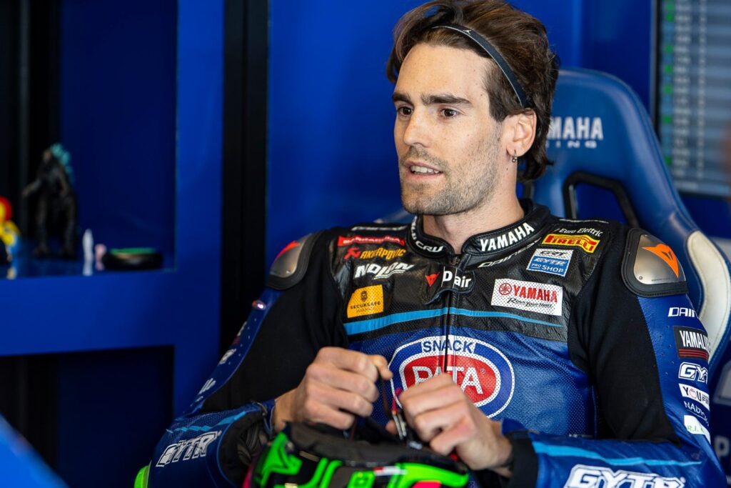 Balaton Park WorldSBK szombat: Yamaha-dominancia, dráma és kemény csaták