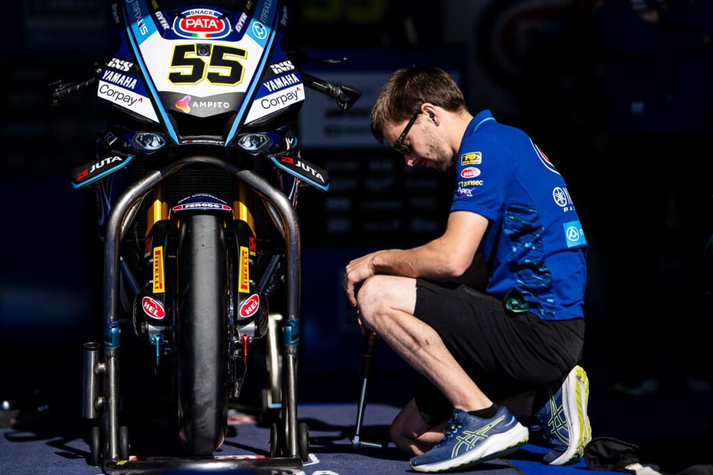 Balaton Park WorldSBK szombat: Yamaha-dominancia, dráma és kemény csaták
