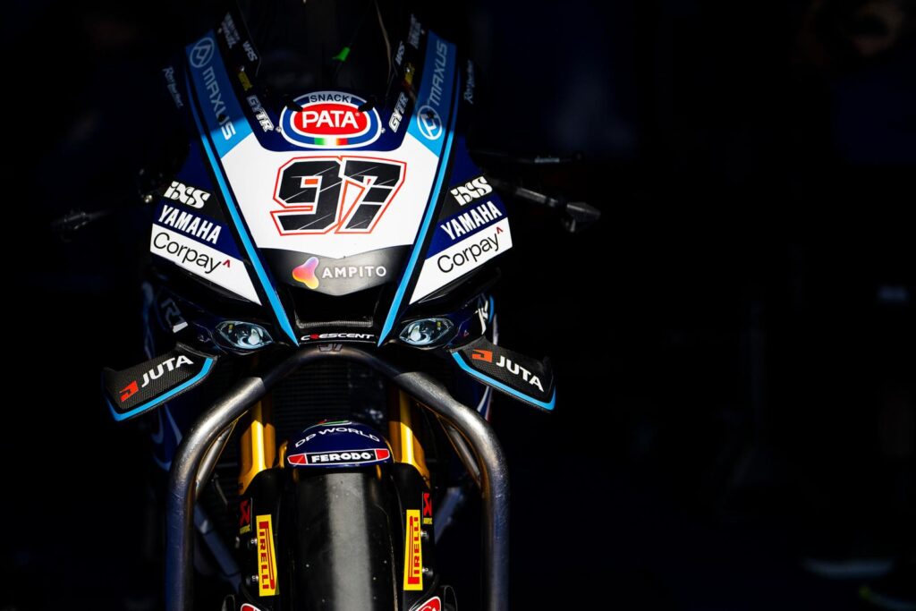 Balaton Park WorldSBK szombat: Yamaha-dominancia, dráma és kemény csaták
