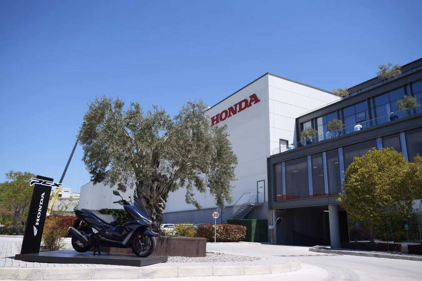 A Honda Törökországban nyitotta meg új motorkerékpár-gyárát A Honda Törökországban nyitotta meg új motorkerékpár-gyárát