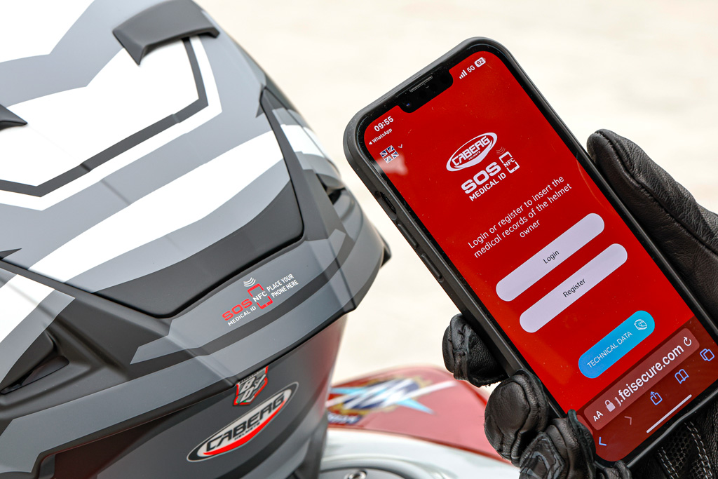 Kütyü, ami életet menthet? – Caberg SOS Medical ID sisakok