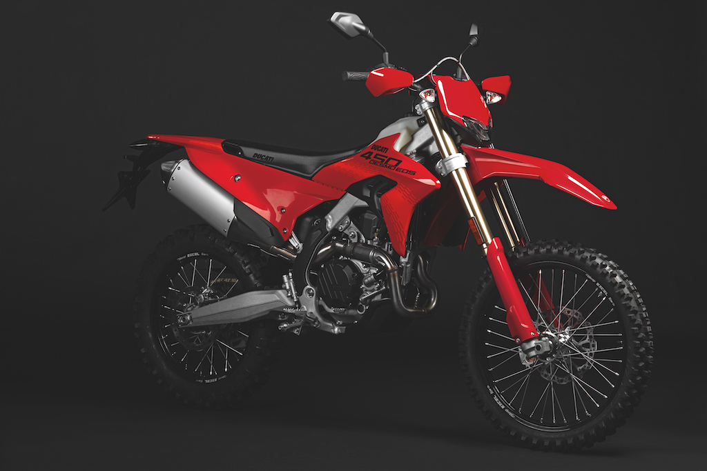 Ducati Desmo450 EDS – a Ducati idén piacra dobja az első modern enduróját